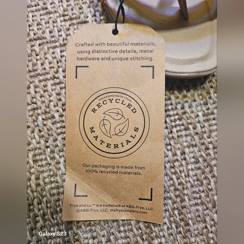 NWT Frye & Company Women's Adjustable Strap Cassia Sandals in Light Tan - Picture 10 of 12